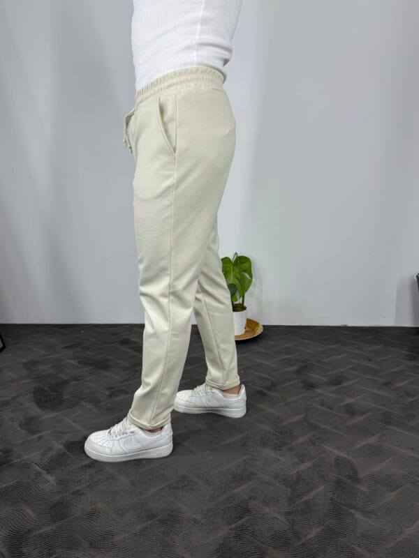 MR Boyfriend Kalıp Jogger Kumaş Pantolon - Ekru - Görsel 3