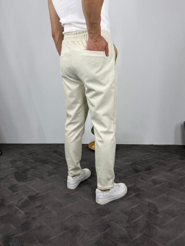 MR Boyfriend Kalıp Jogger Kumaş Pantolon - Ekru - Görsel 4